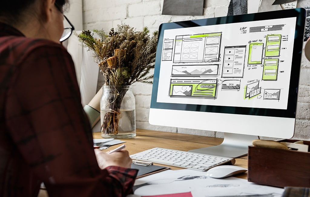 Get Your Own Customized Website Design Package to Command an Online Superiority